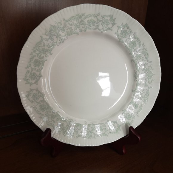 8" Paragon Melanie fine bone pattern plate - Picture 1 of 5